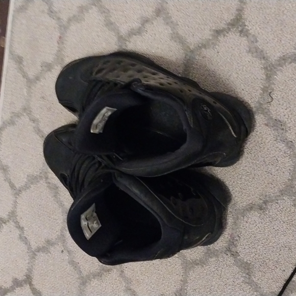 Jordan Cap n Gown 13 - Picture 3 of 4